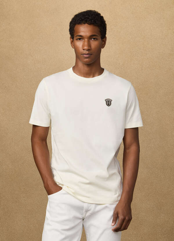 Classic Fit Badge T-Shirt - 2