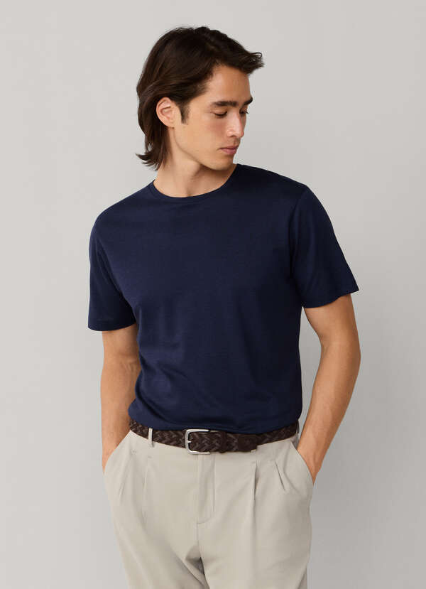 Classic Fit Short Sleeve Travel T-Shirt