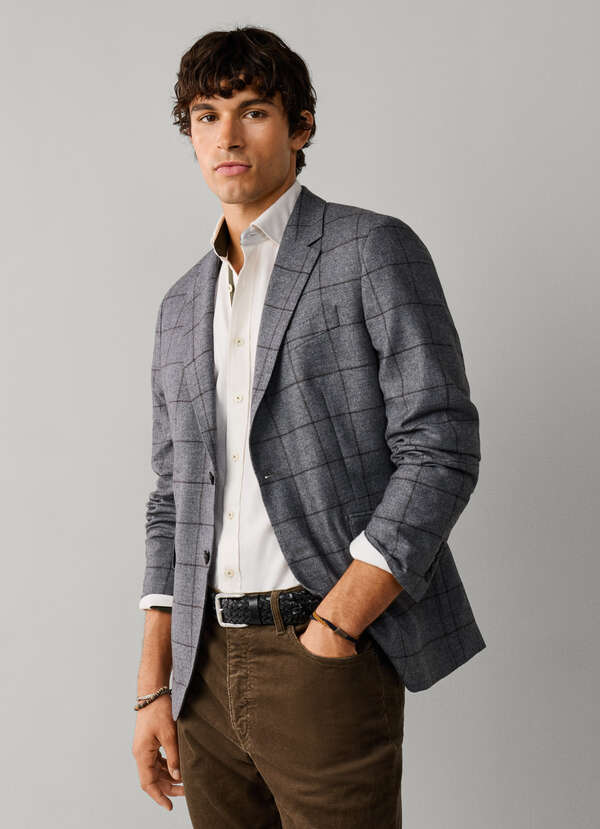 Wool-Cashmere Blazer with Detatchable Bib - 2 Wool-Cashmere Blazer with Detatchable Bib - 2