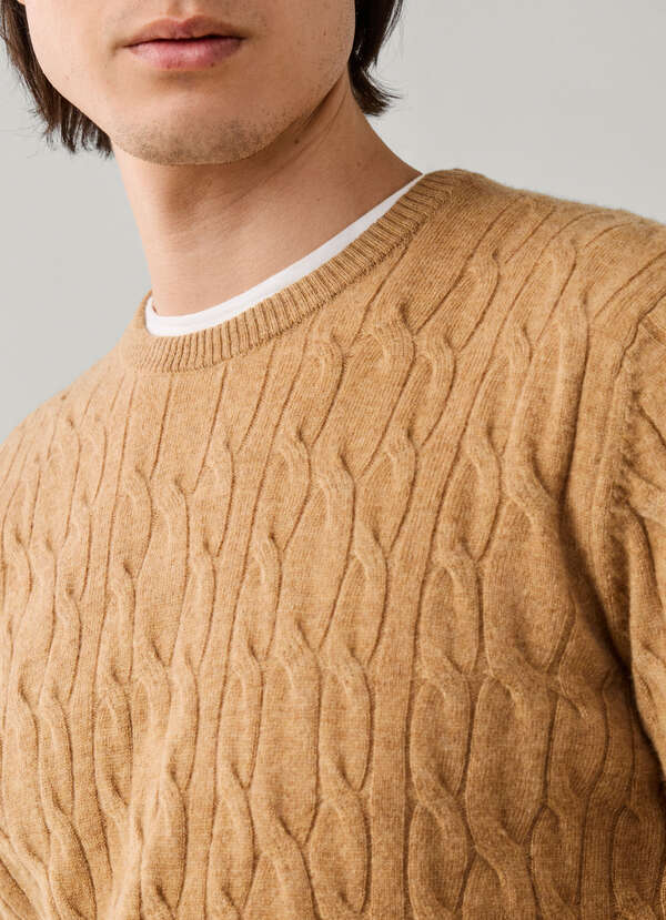 Lambswool Cable Knit Crew Neck Jumper - 2