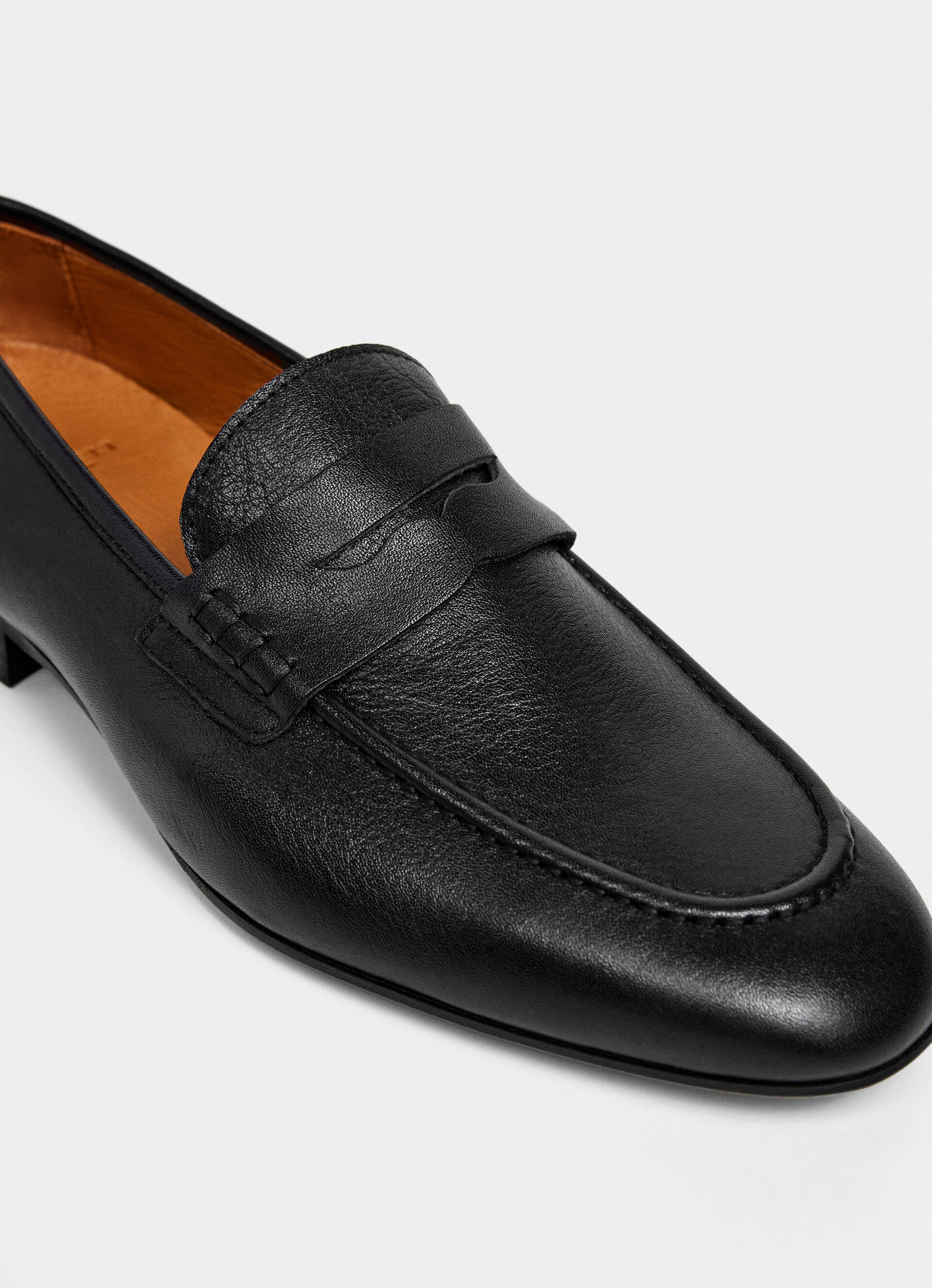 Regal Saddle Leather Loafer | Hackett London