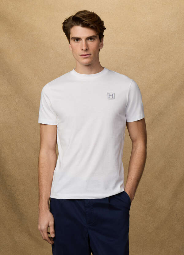 Classic Fit Short Sleeve Logo T-Shirt - 2 Classic Fit Short Sleeve Logo T-Shirt - 2