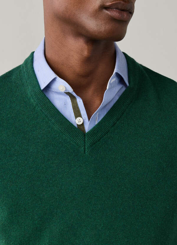 Merino Wool-Cashmere Blend V-Neck Jumper - 2