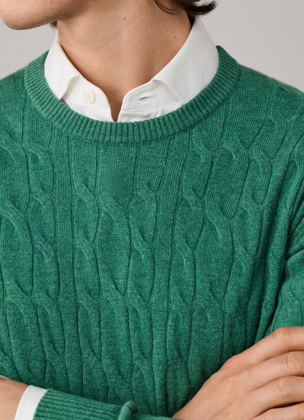 Lambswool Cable Knit Crew Neck Jumper - 2 Lambswool Cable Knit Crew Neck Jumper - 2