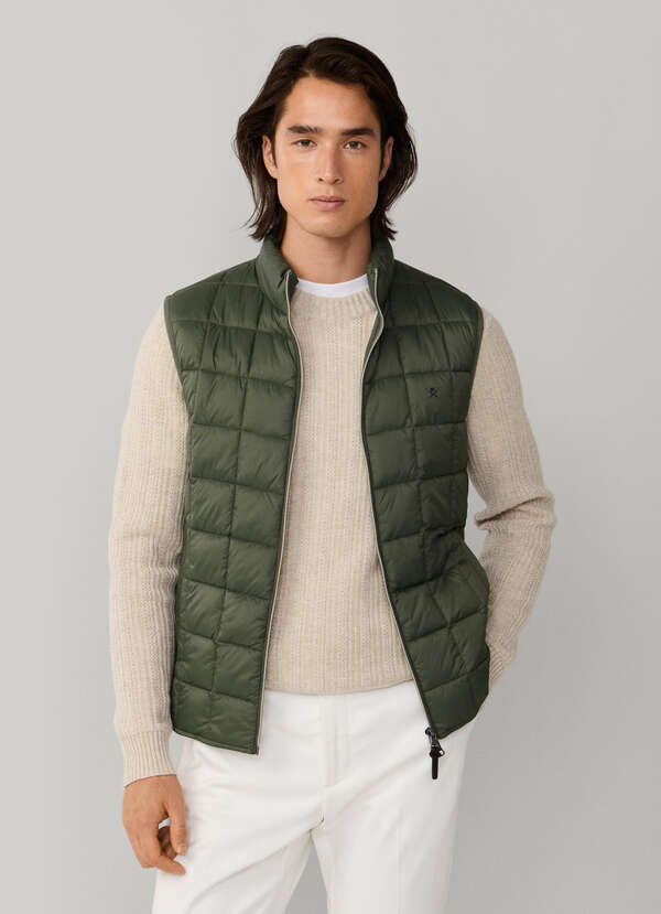Ultra Lightweight Gilet - 2 Ultra Lightweight Gilet - 2