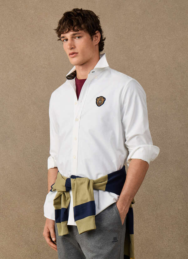 Classic Fit Country Crest Oxford Shirt