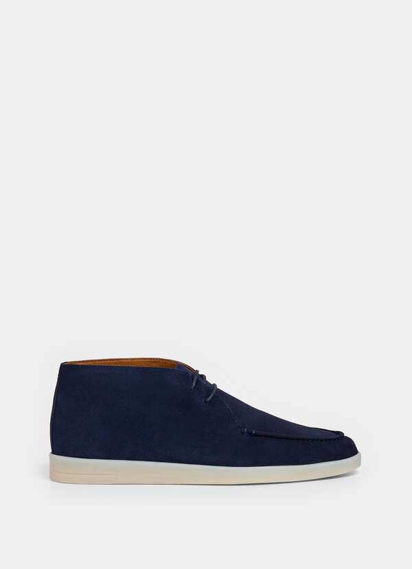 Martins Suede Chukka Boot