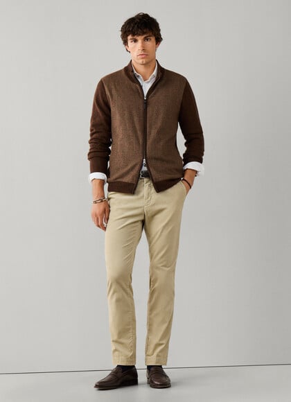 Slim Fit Kensington Pigment Corduroy Chino