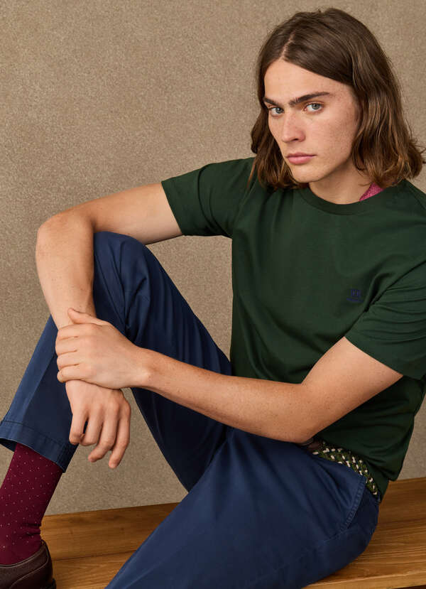 Classic Fit H Logo T-Shirt Classic Fit H Logo T-Shirt