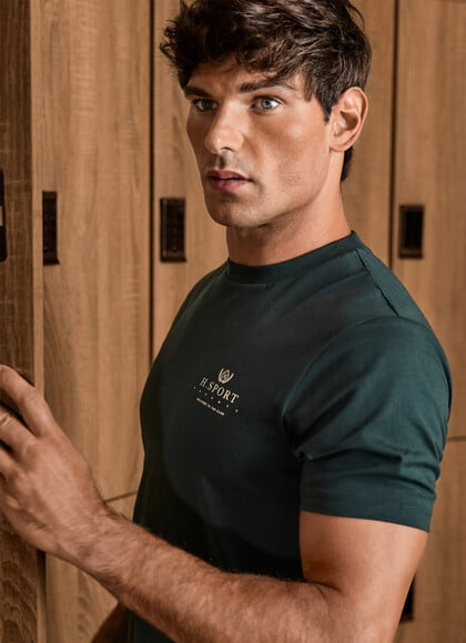 Classic Fit Signature T-Shirt