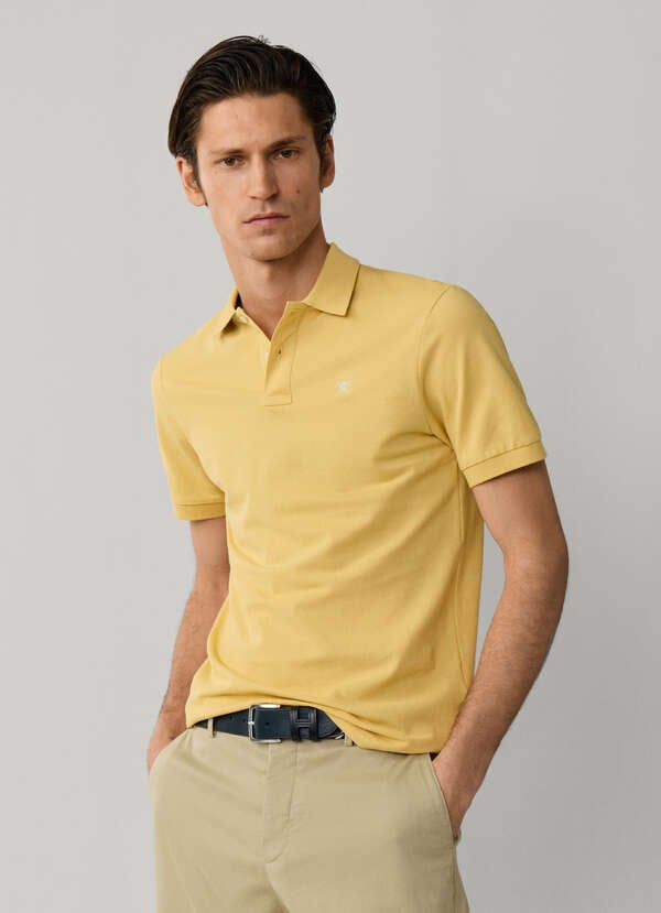 Slim Fit Short Sleeve Logo Pique Polo Slim Fit Short Sleeve Logo Pique Polo