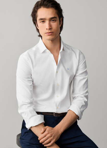 Tailored Fit Solid Textured Shirt